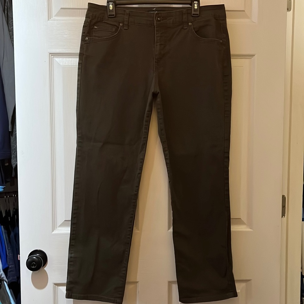 Bandolino Olive Green Jeans 16 Petite